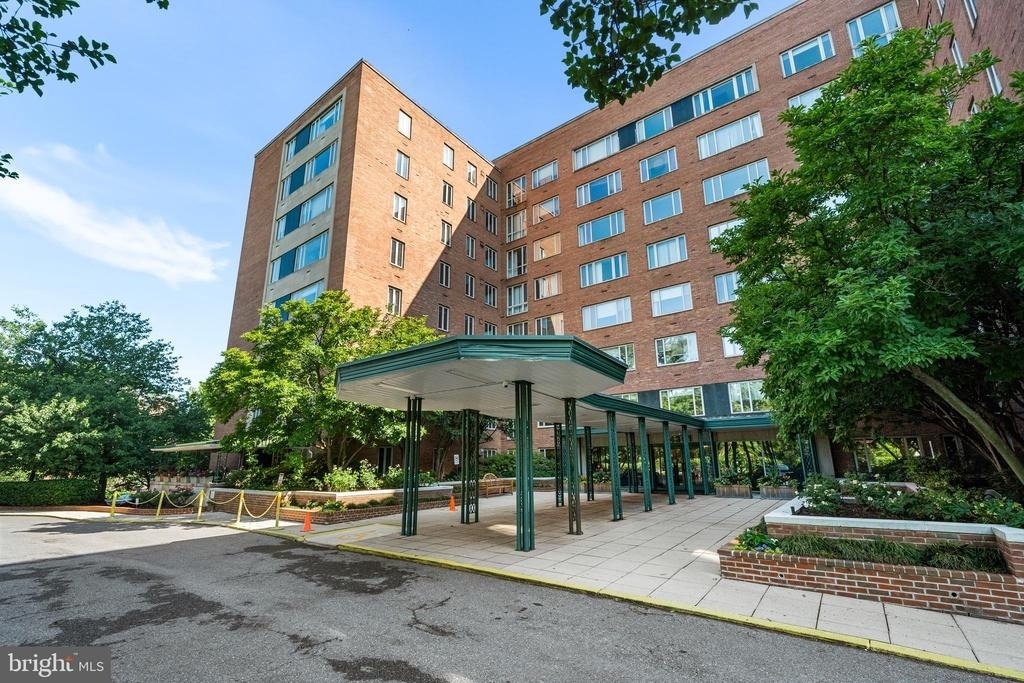 4301 Massachusetts Avenue Nw - Photo 0