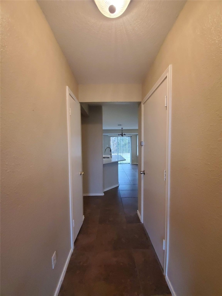 2116 E Gann Hill Dr - Photo 2