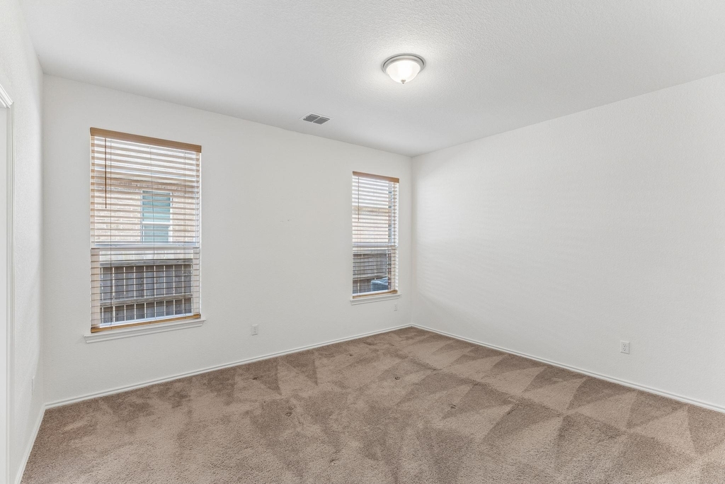 4481 Acerno St - Photo 8