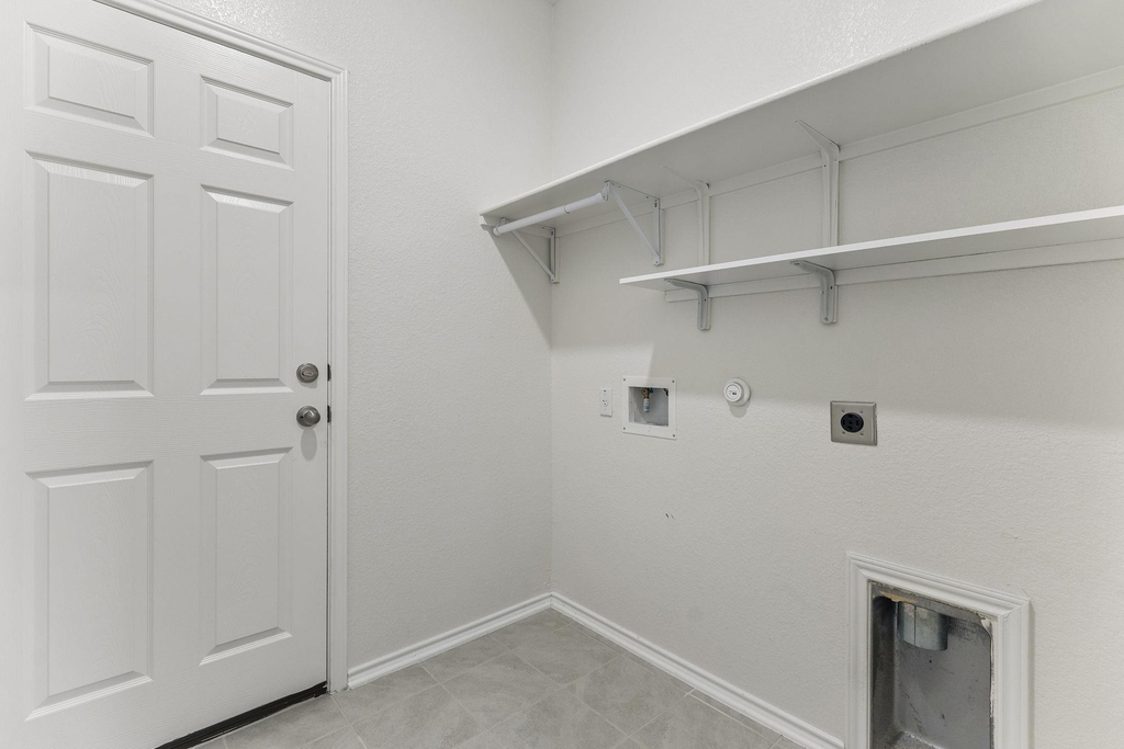 4481 Acerno St - Photo 15