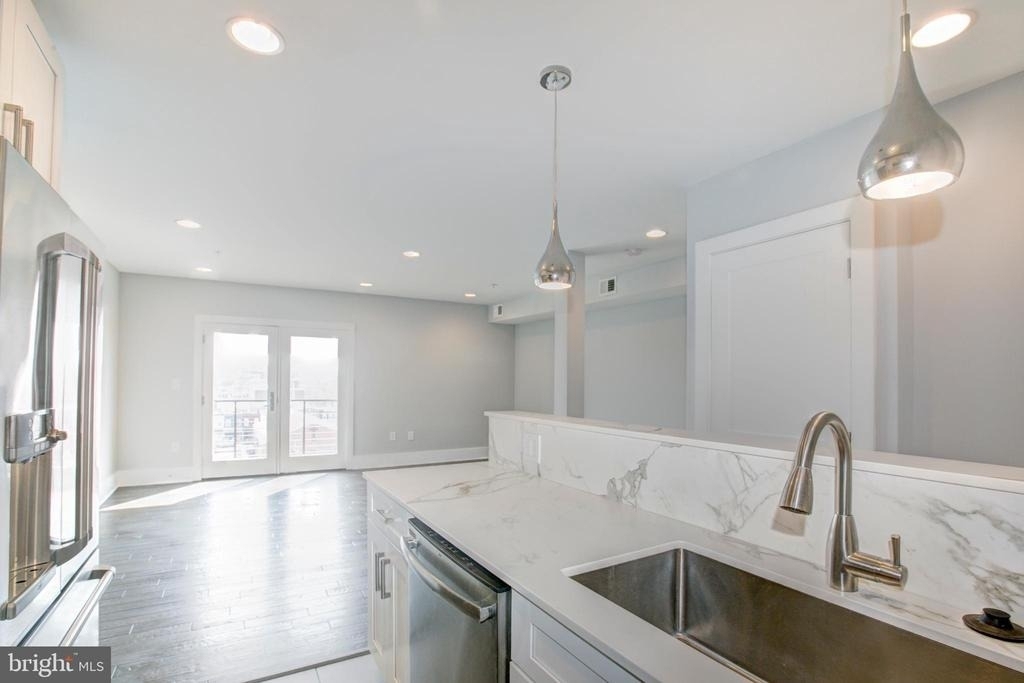 1827 Benning Road Ne - Photo 0