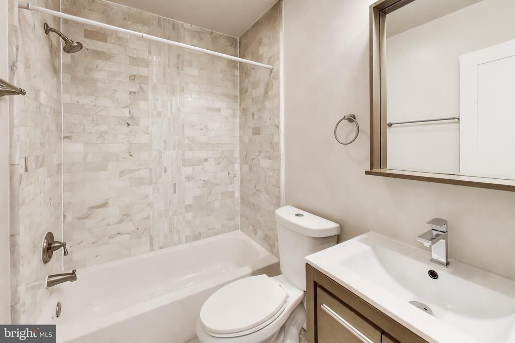 924 19th Street Ne - Photo 12