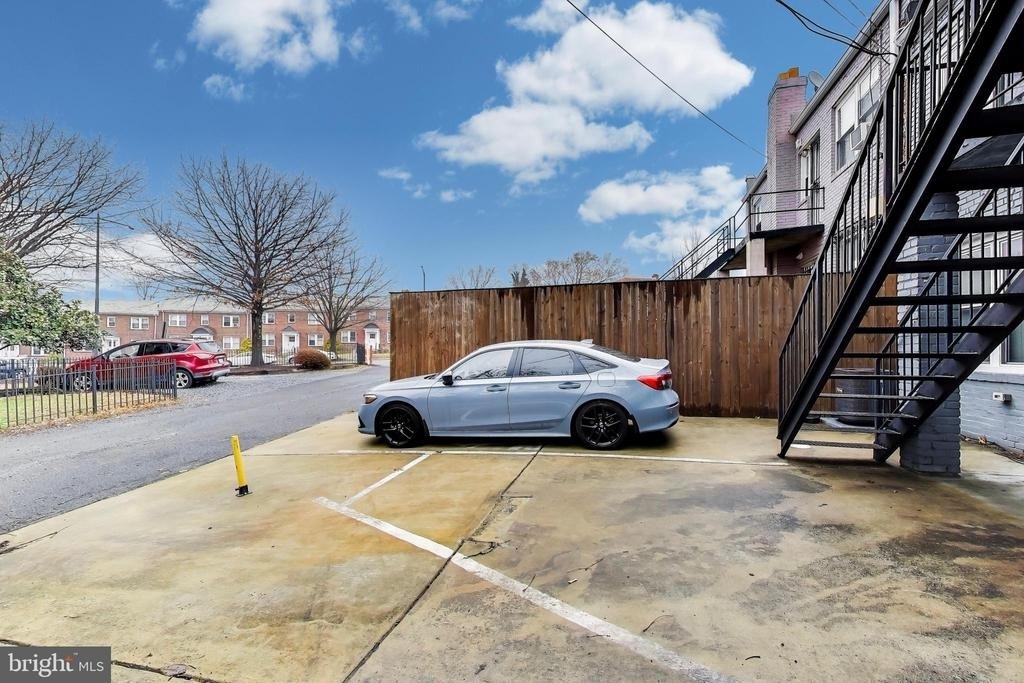 924 19th Street Ne - Photo 17
