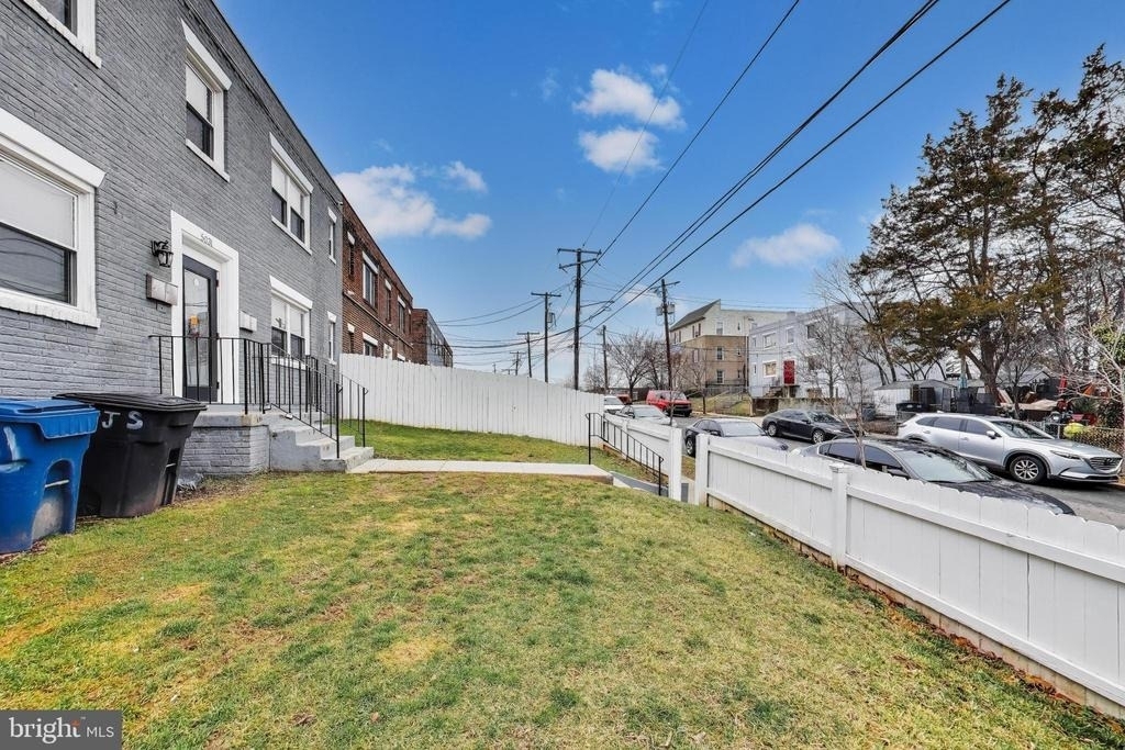 5031 H Street Se - Photo 14
