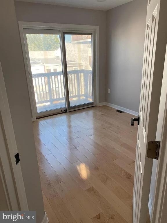 1361 Newton Street Nw - Photo 3