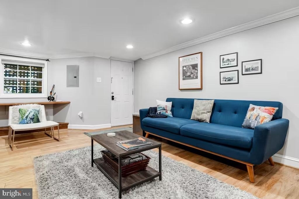 104 R Street Ne - Photo 5