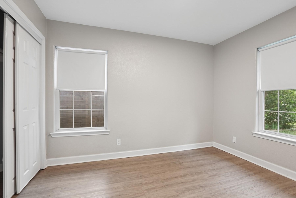 2308 Devonshire Dr - Photo 6