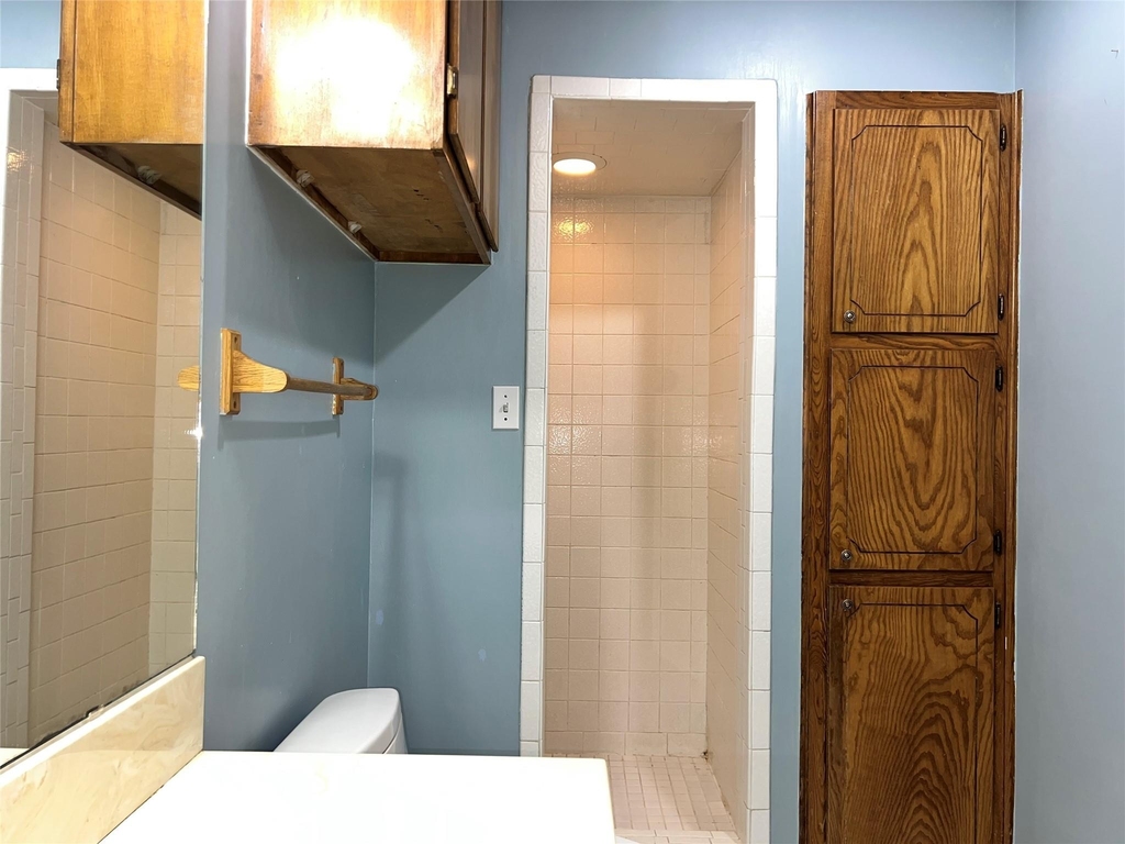 209 Oak Crest Ln - Photo 5