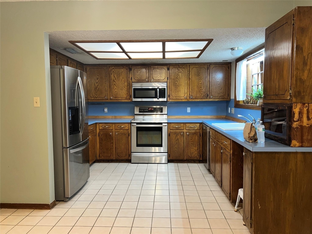 209 Oak Crest Ln - Photo 7