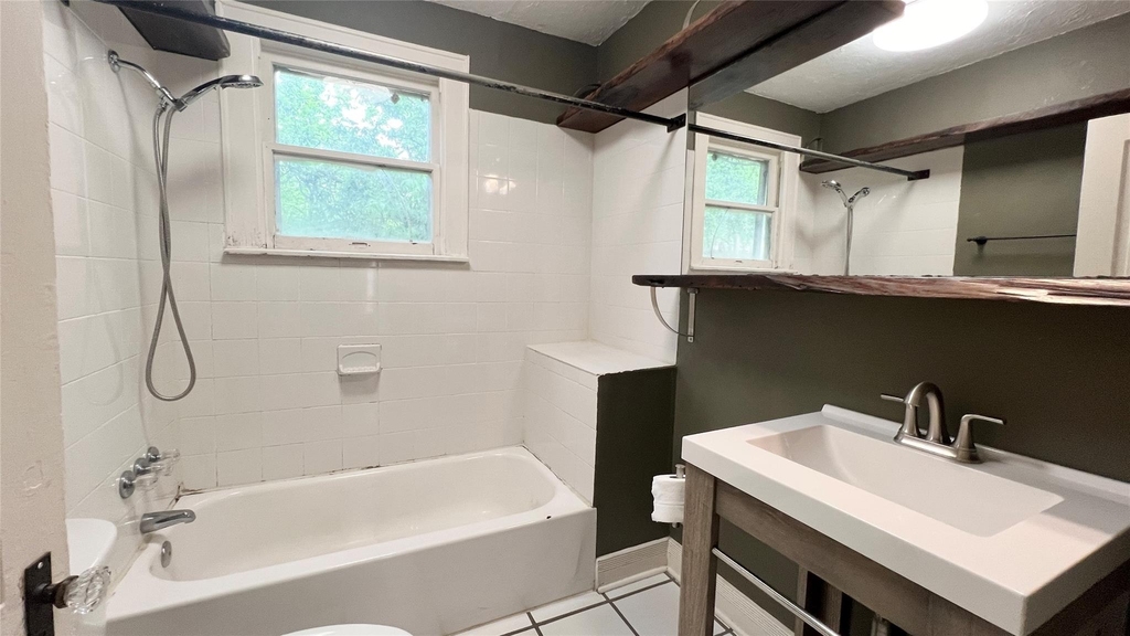 707 Upson St - Photo 6