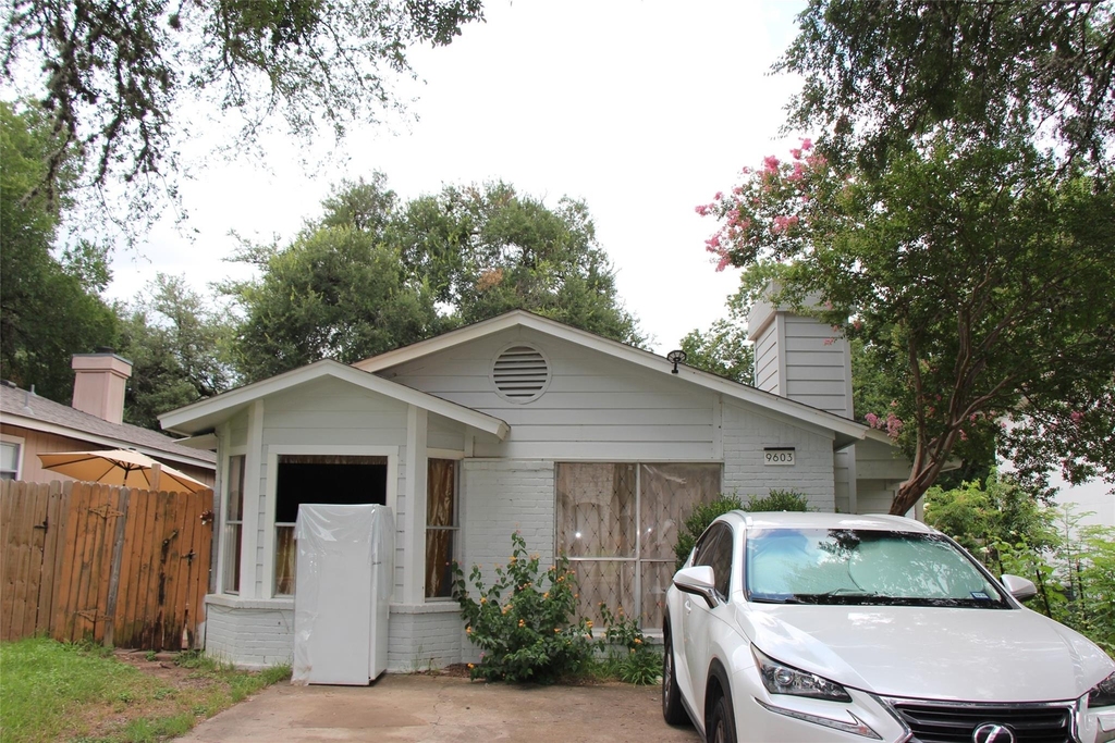 9603 Nightjar Dr - Photo 0