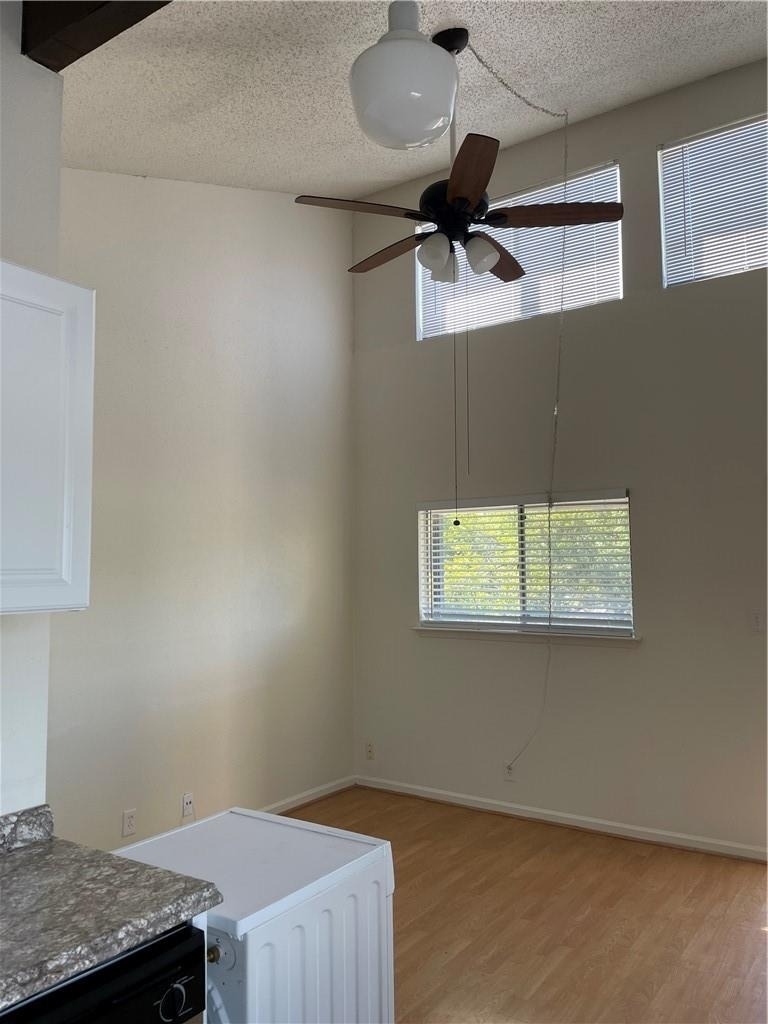 1010 W 23rd St - Photo 1