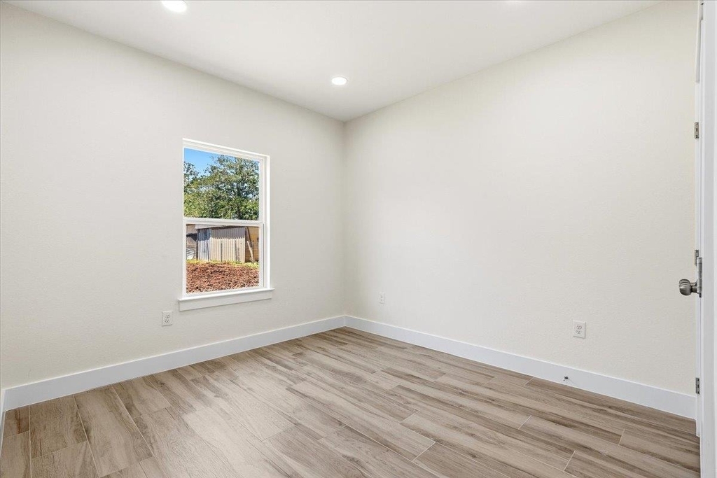 109 Clear Spring St - Photo 9