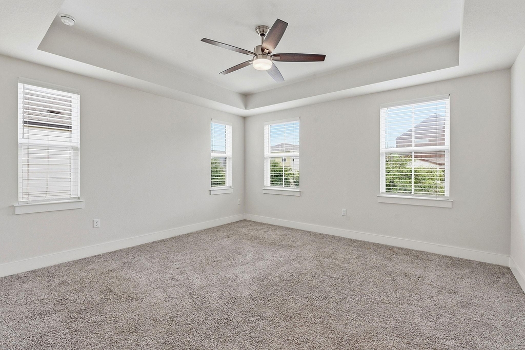 7105 Silver Star Ln - Photo 9