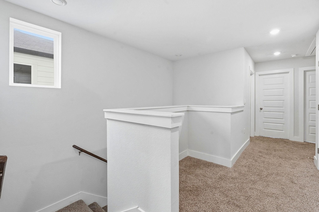 7105 Silver Star Ln - Photo 15