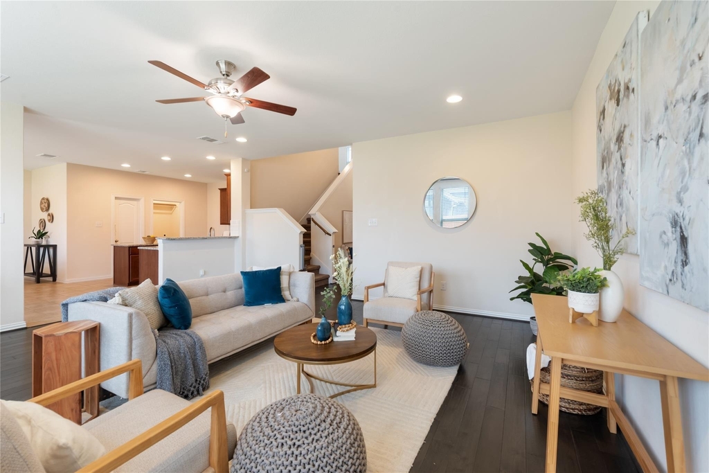 156 Banana St - Photo 11