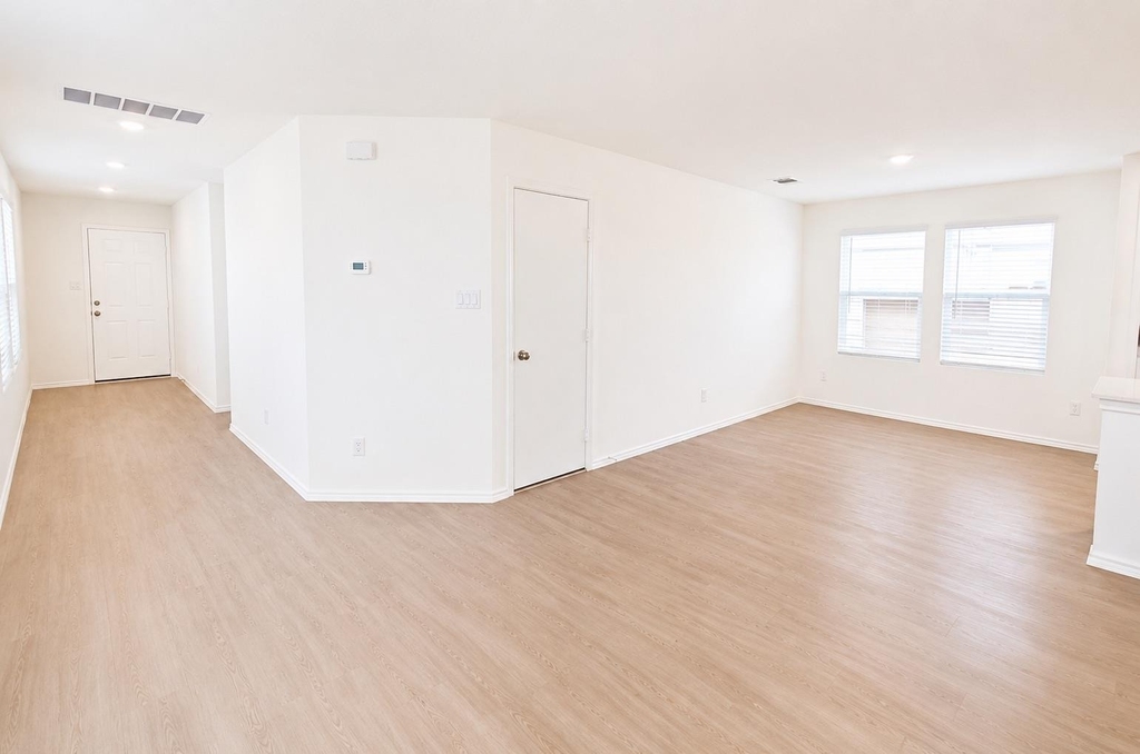 397 Keefer Ln - Photo 6
