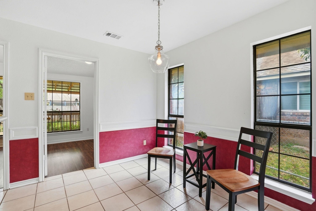 306 Woodstone Dr - Photo 17