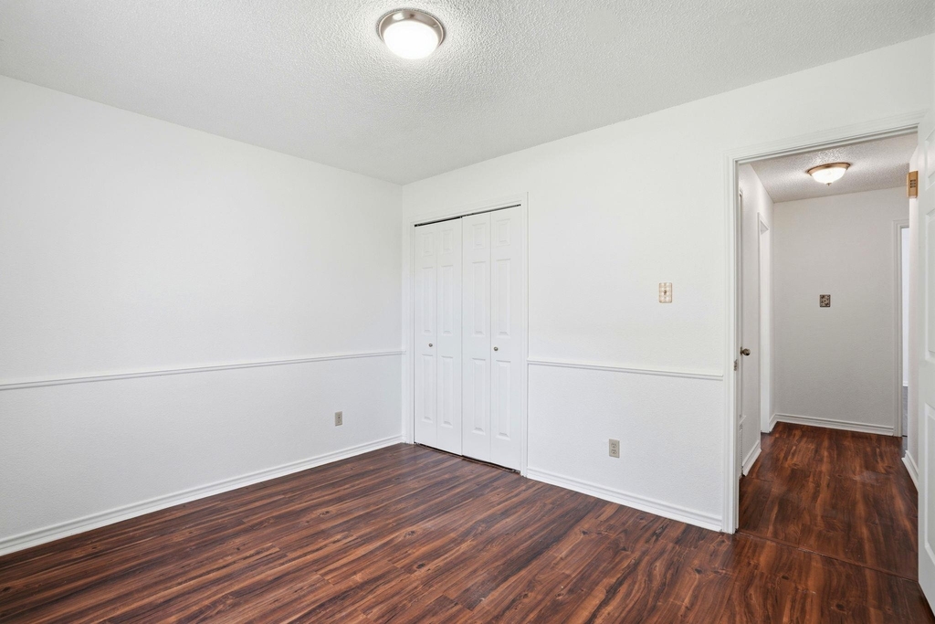 306 Woodstone Dr - Photo 25