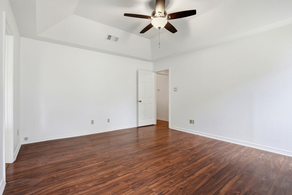 306 Woodstone Dr - Photo 29