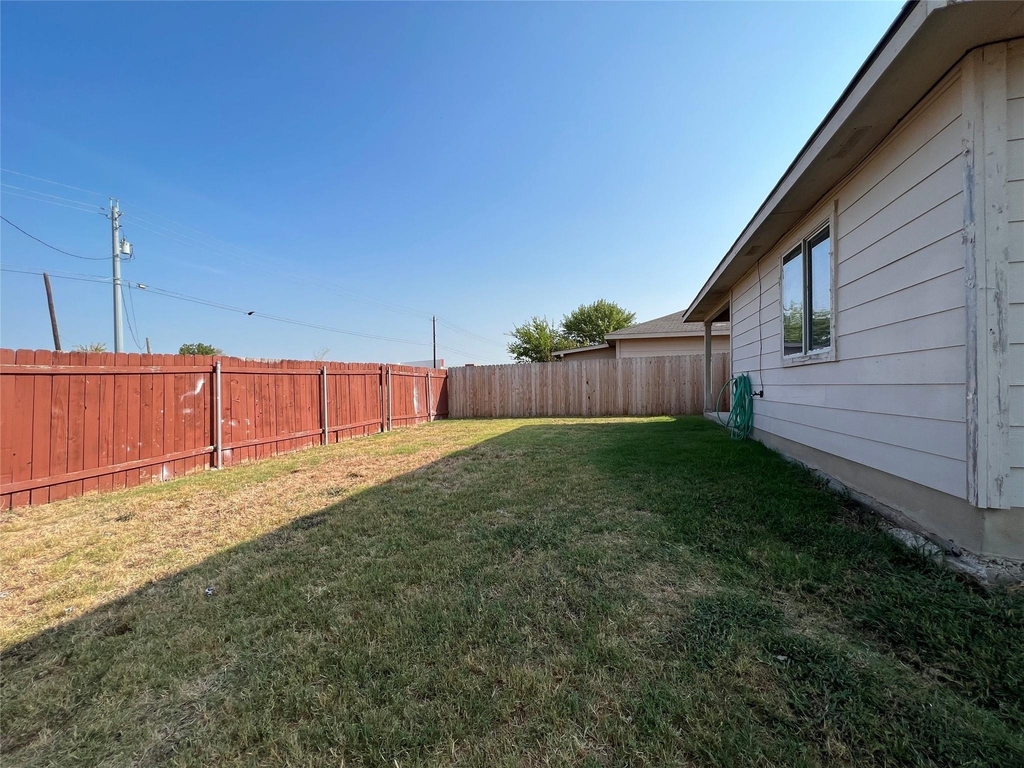 5820 Angel Dr - Photo 21