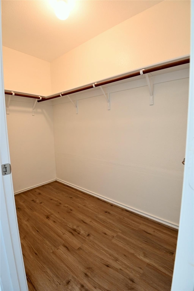 5820 Angel Dr - Photo 15