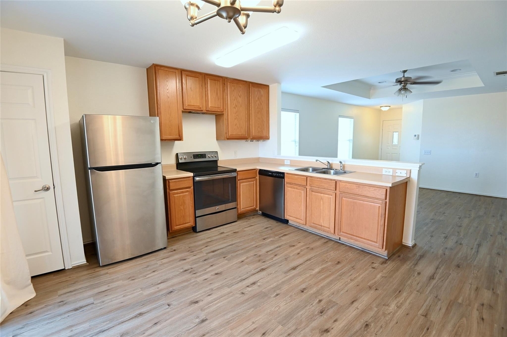 5820 Angel Dr - Photo 4