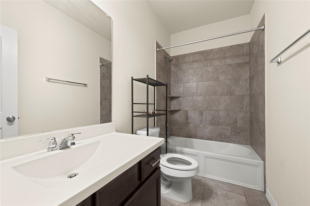 3665 Bainbridge St - Photo 20
