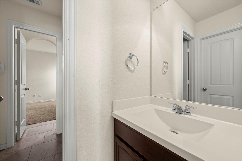 3665 Bainbridge St - Photo 34