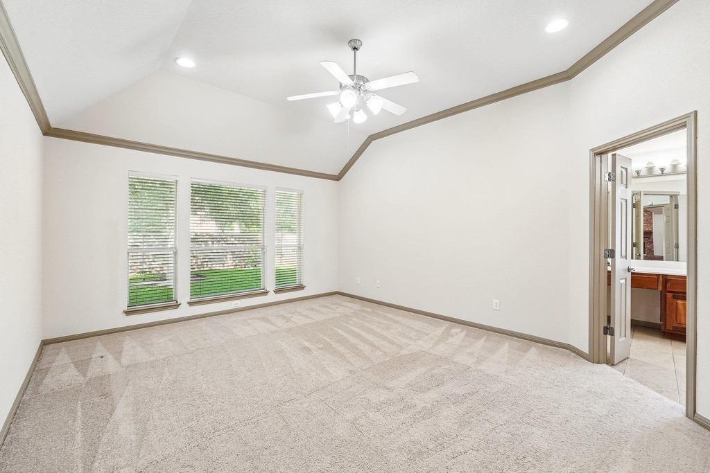 10028 Lisi Anne Dr - Photo 25