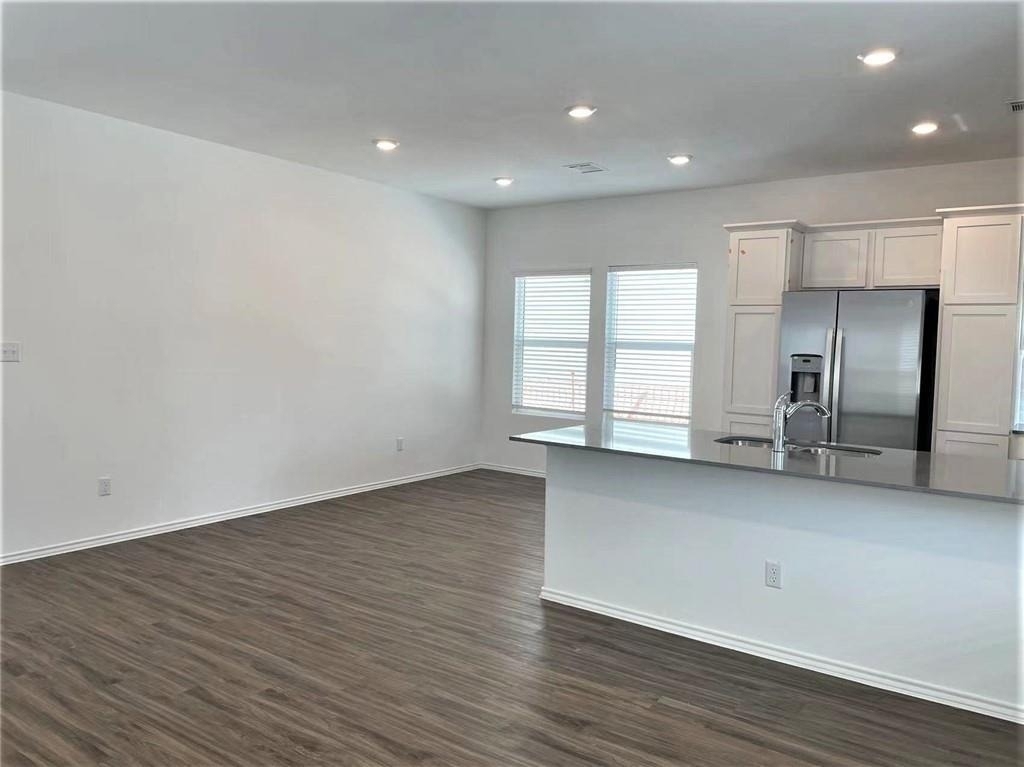 1424 Linwood St - Photo 6