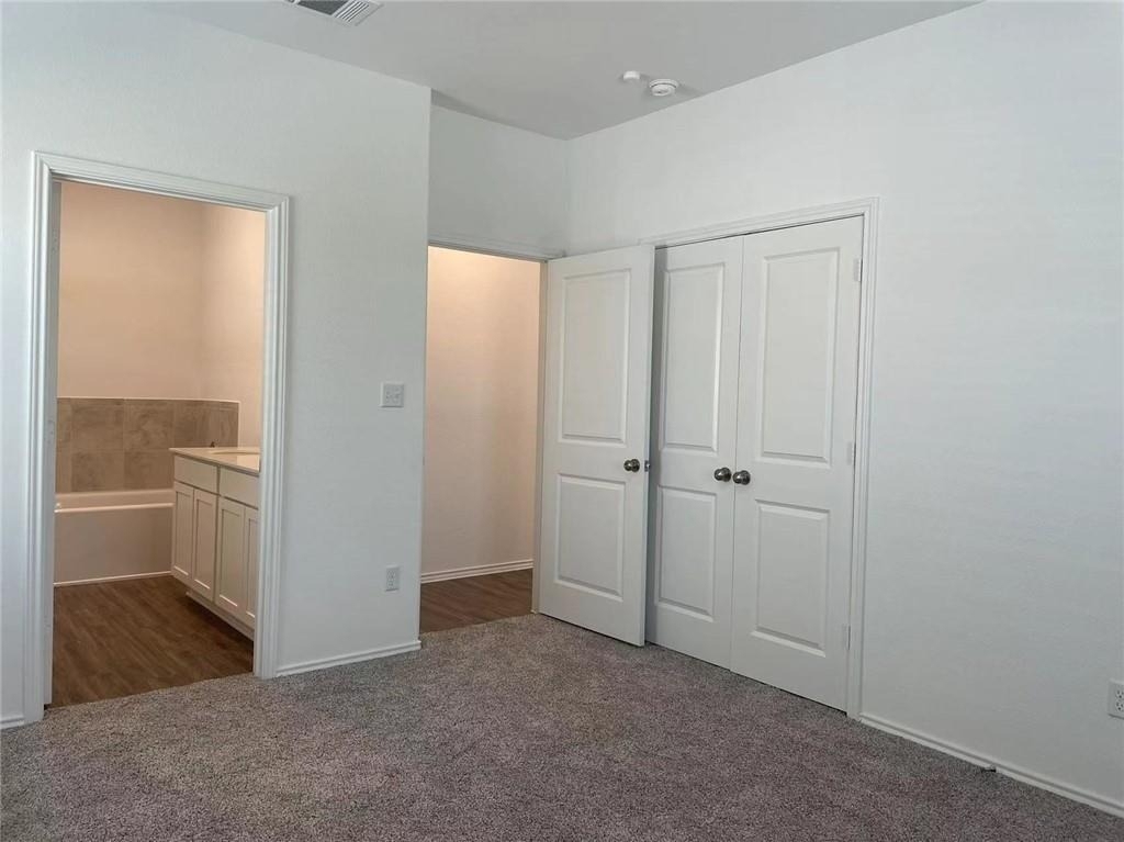 1424 Linwood St - Photo 11