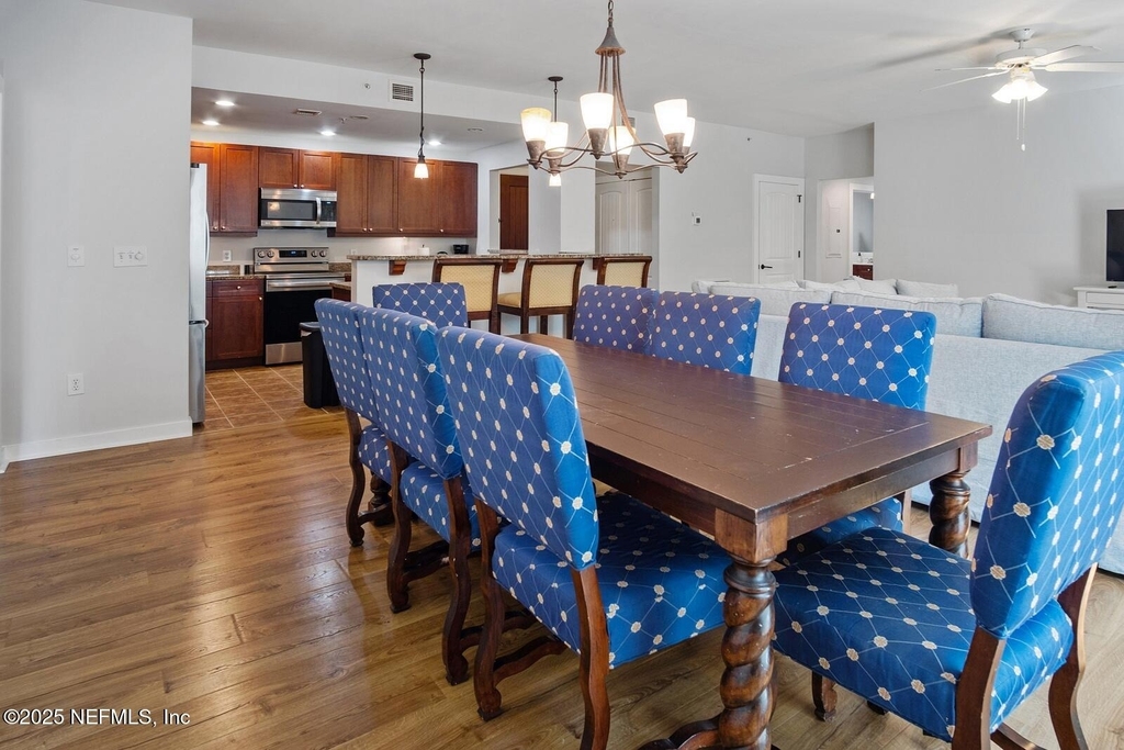 945 Registry Boulevard - Photo 8