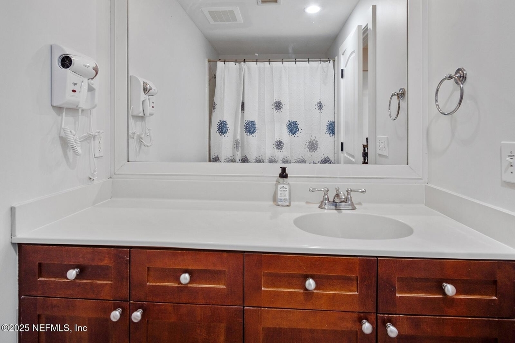 945 Registry Boulevard - Photo 15