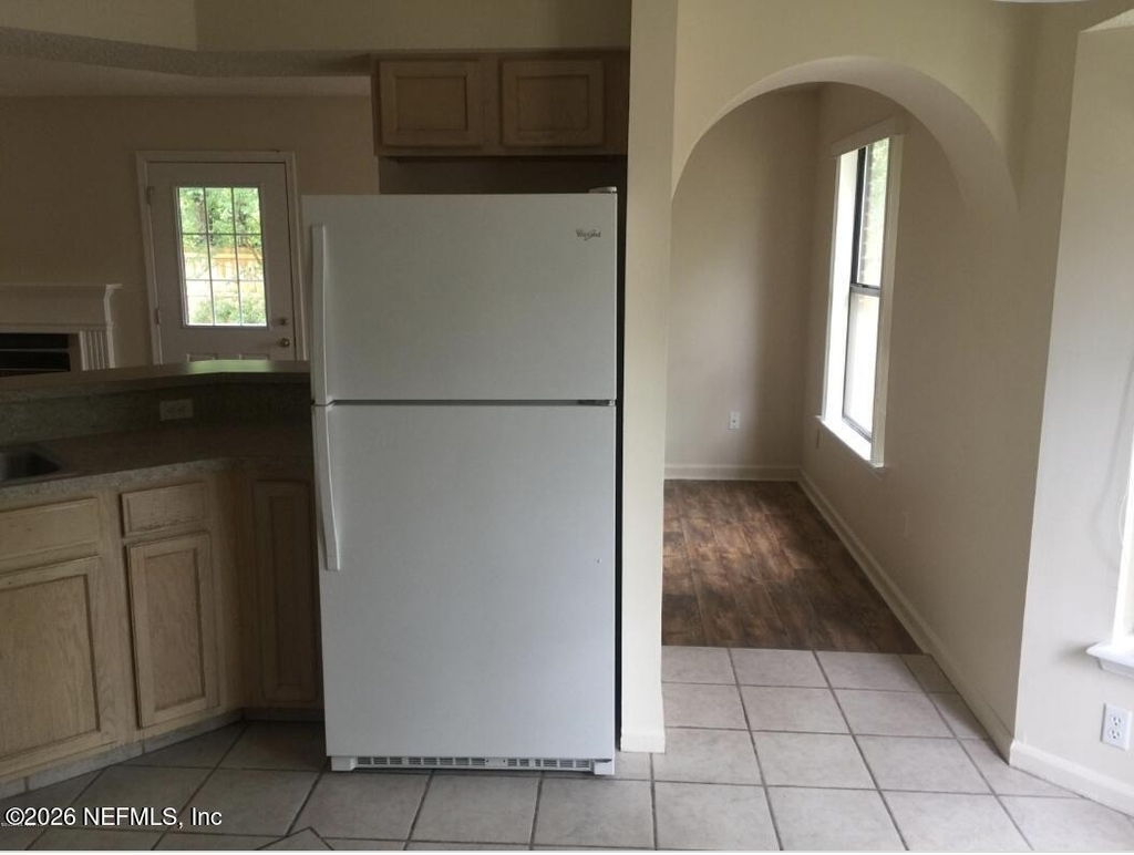 5058 Acre Estates Drive W - Photo 6