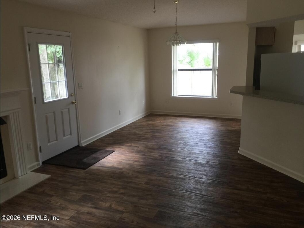 5058 Acre Estates Drive W - Photo 4