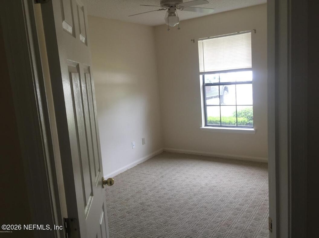 5058 Acre Estates Drive W - Photo 16
