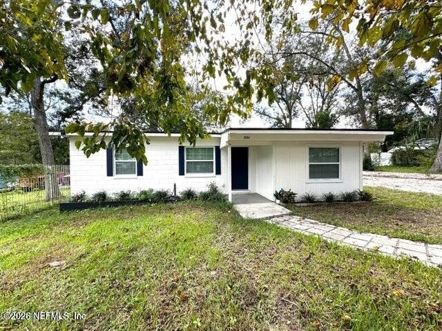 8054 Graff Lane - Photo 0