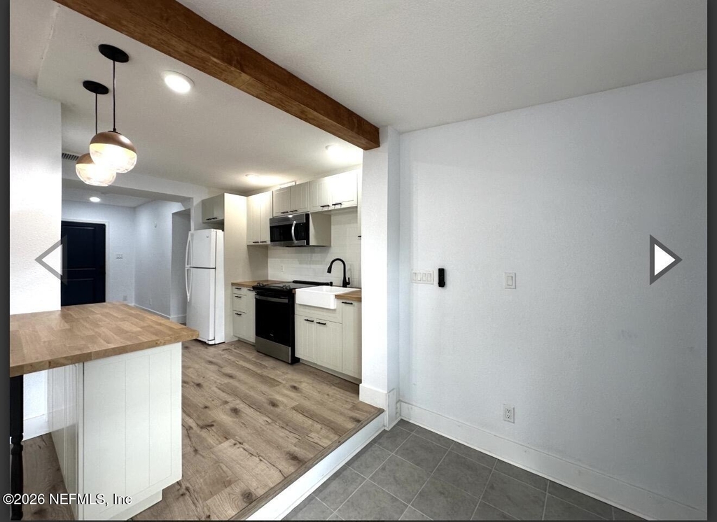 8054 Graff Lane - Photo 5