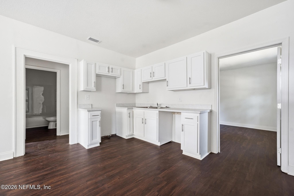 6945 Nelms Street - Photo 5