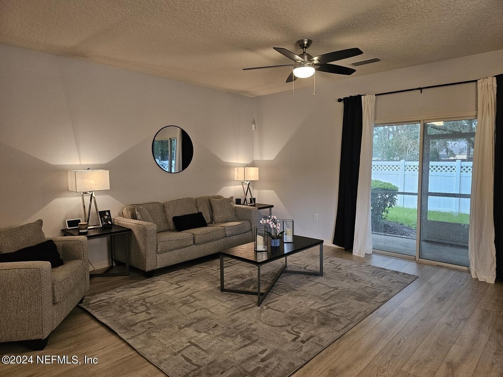 3750 Silver Bluff Boulevard - Photo 3