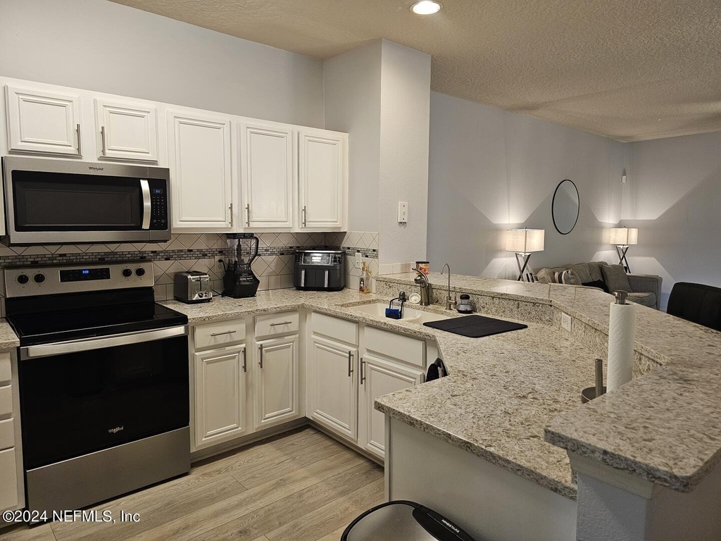 3750 Silver Bluff Boulevard - Photo 10