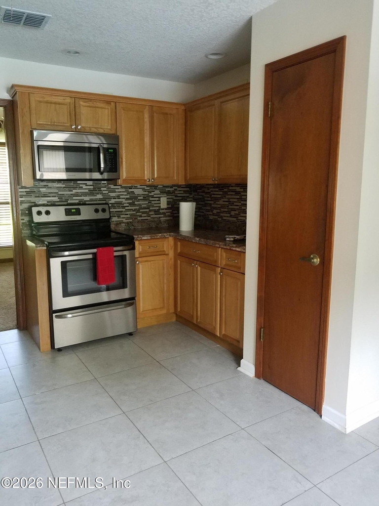 2384 Stonebridge Drive - Photo 7