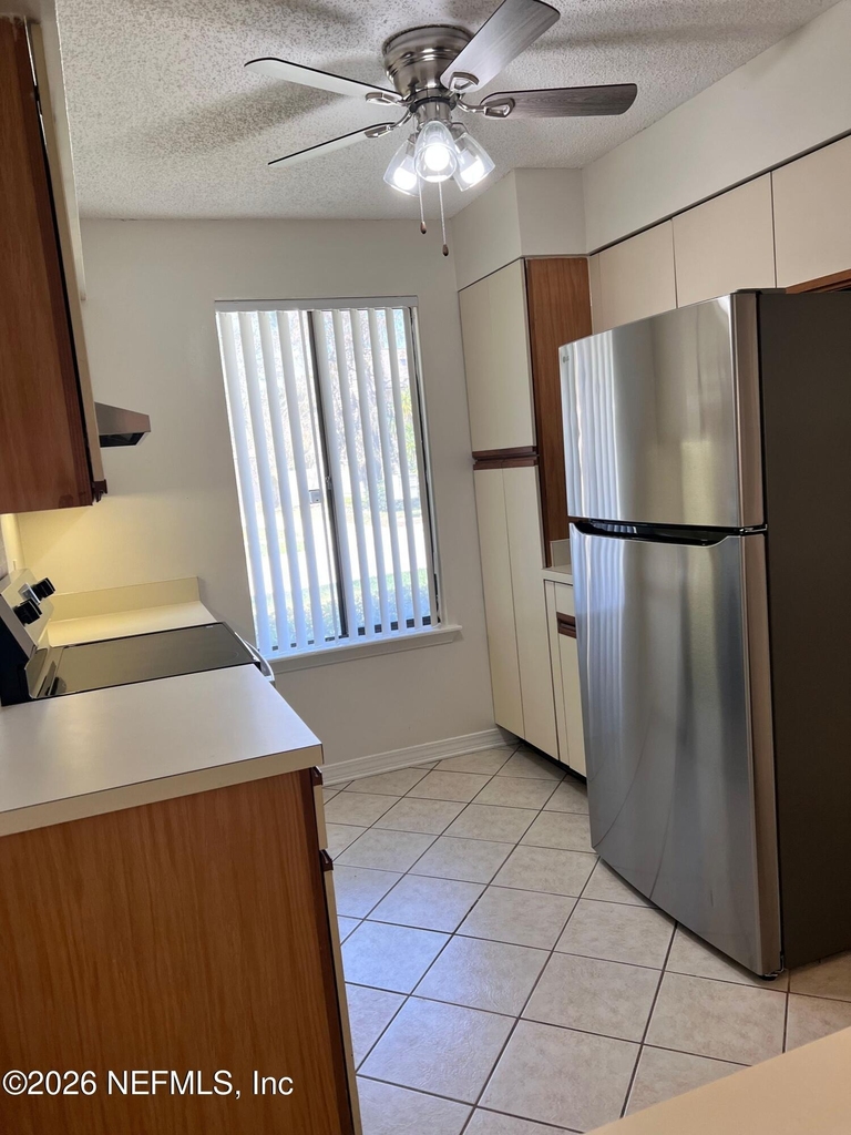 4112 Hanging Moss Court - Photo 8