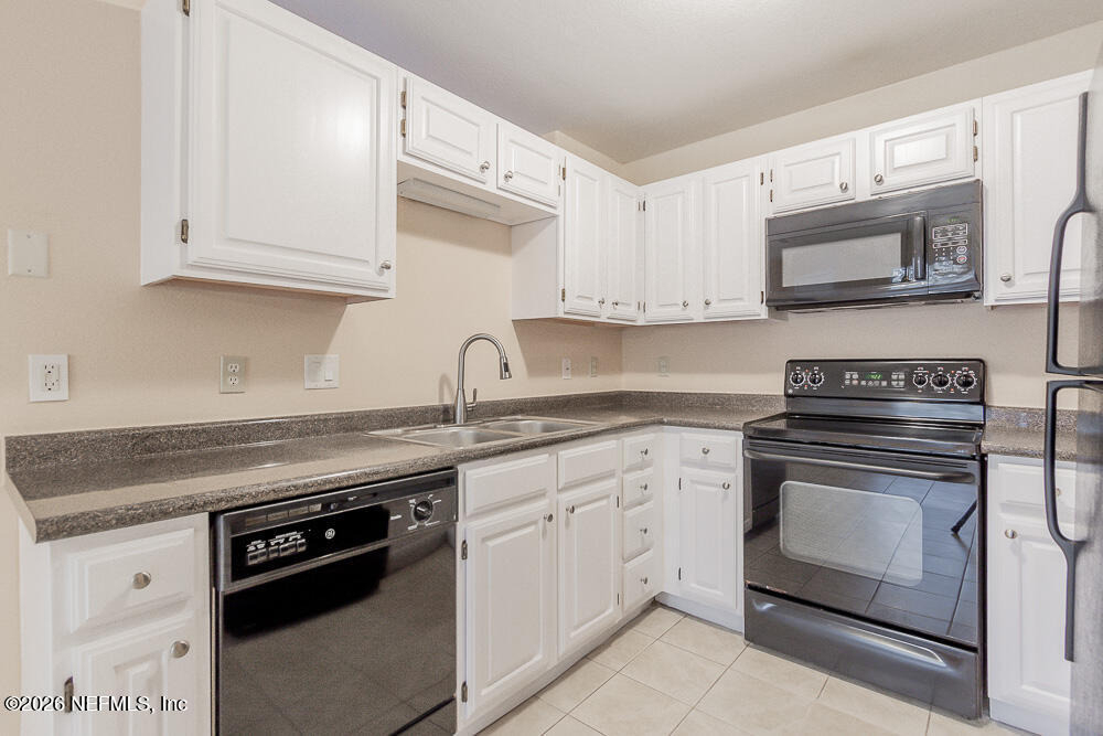 10150 Belle Rive Boulevard - Photo 11