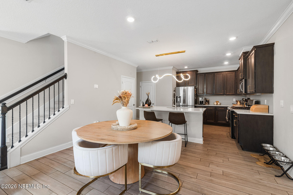 330 Greenway Lane - Photo 7