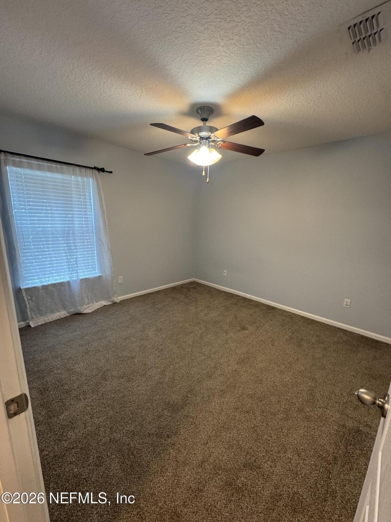 5409 Parkside Lakes Drive - Photo 7