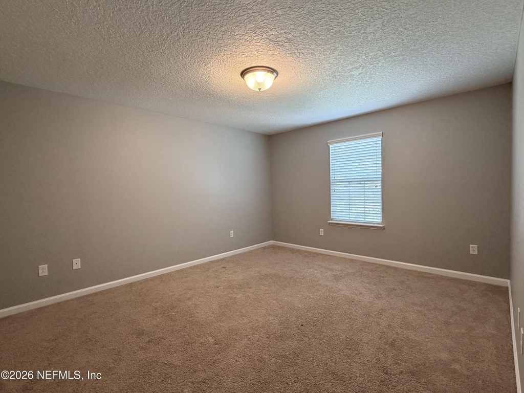 15991 Baxter Creek Drive - Photo 30