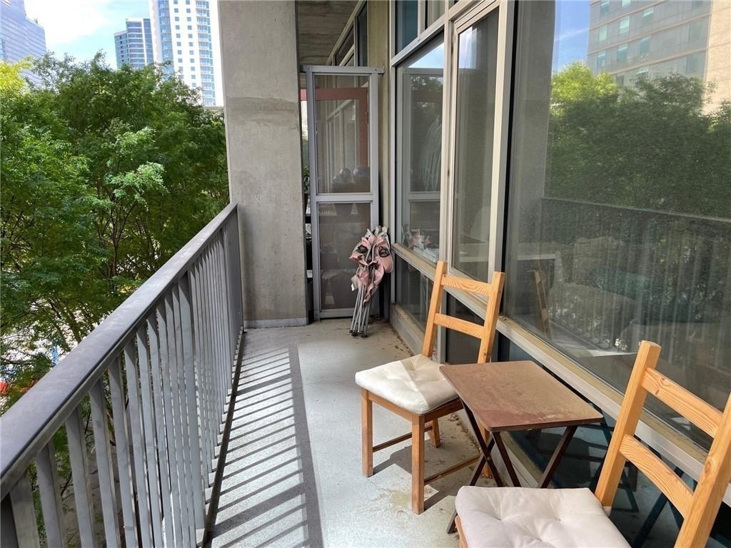 845 Spring Street Nw - Photo 4