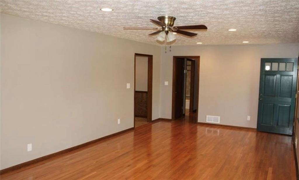 426 Atlanta Highway - Photo 8